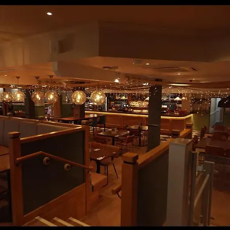 Retreats Fallbarrow Park Ferienhaus *