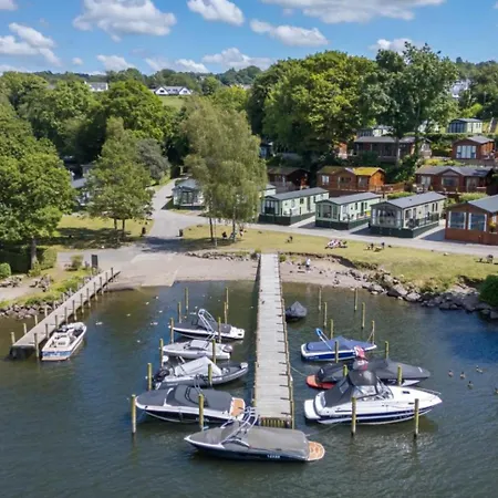 Retreats Fallbarrow Park Ferienhaus